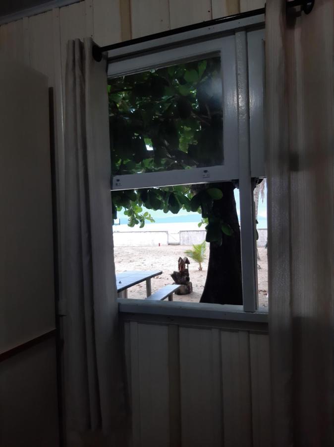 Pe Na Areia, Casa Na Praia De Frente Para O Mar Florianópolis Exterior foto
